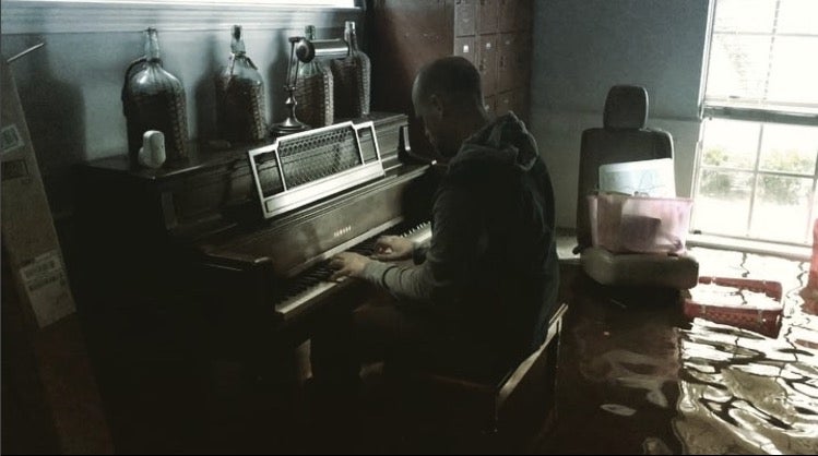 A Video of a Houston Man Playing the Piano in His Flooded Home Has Gone Viral